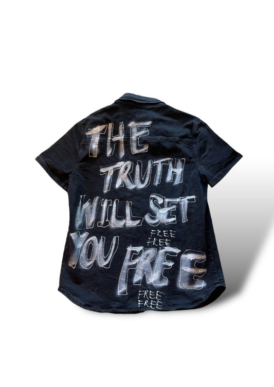 FREEDOM DENIM BUTTON DOWN