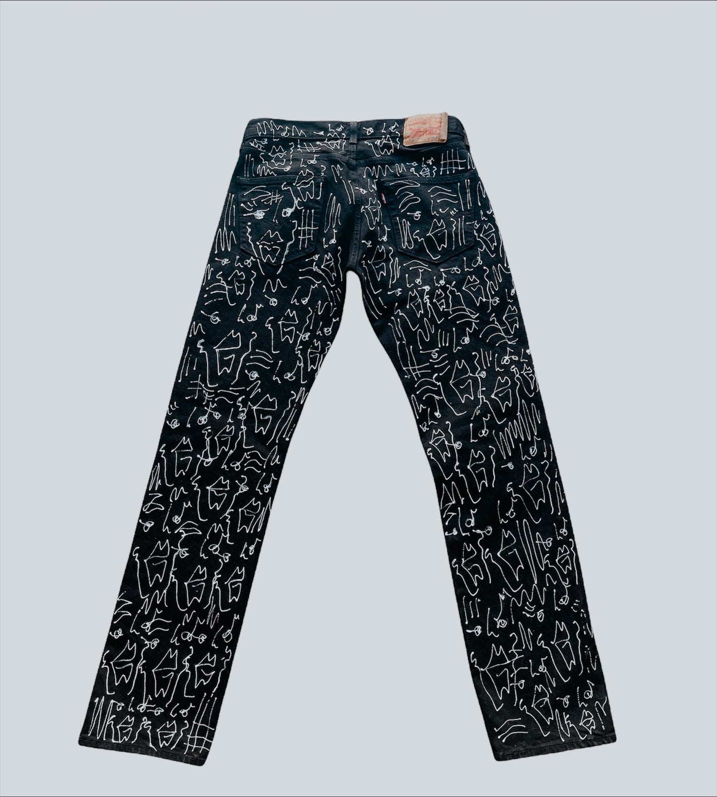 LOOK I CAN FLY LEVI JEANS