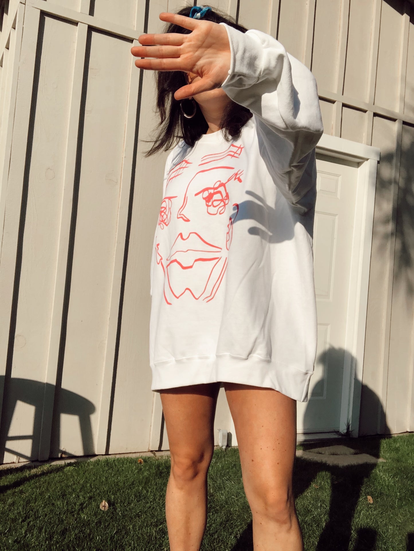 KNOW IT ALL CREWNECK