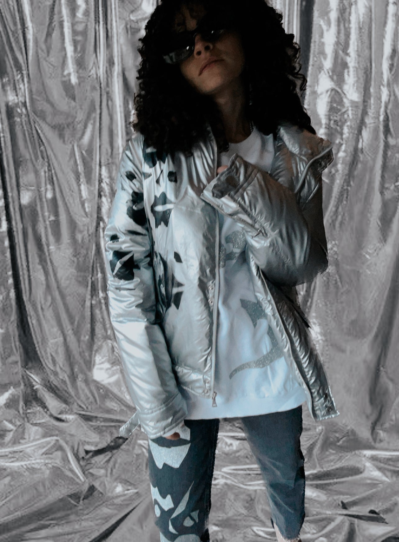 LIKE A LIGHT SILVER PUFFER JACKET